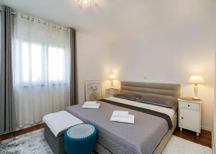 Monika Apartment