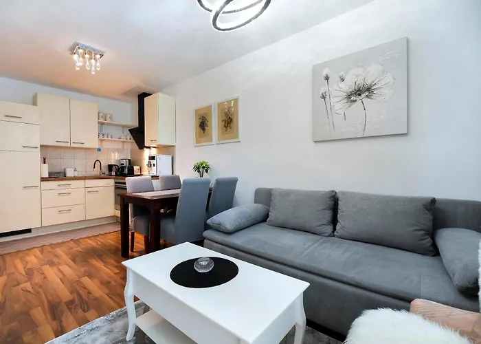 Monika Apartment Pula